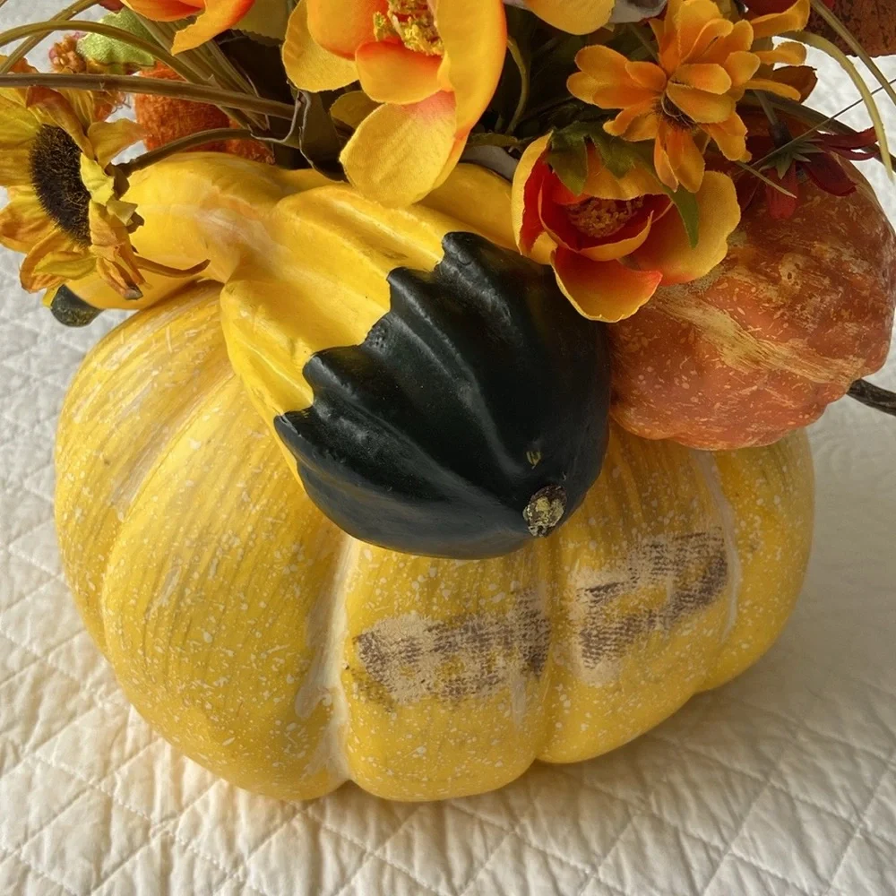 Mark Roberts Pumpkin Gourd Fairy Fall Bouquet Botanical Decor Limited Edition - Picture 10 of 15